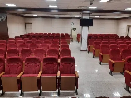 سالن همایش 165 نفره لاله