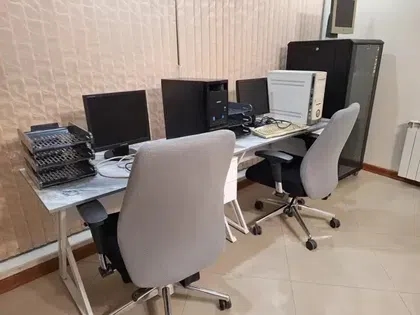 صندلی اشتراکی- ماهانه