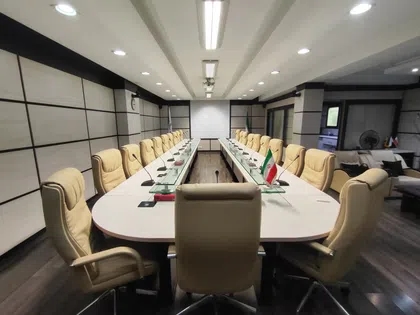 سالن کنفرانس 21 نفره