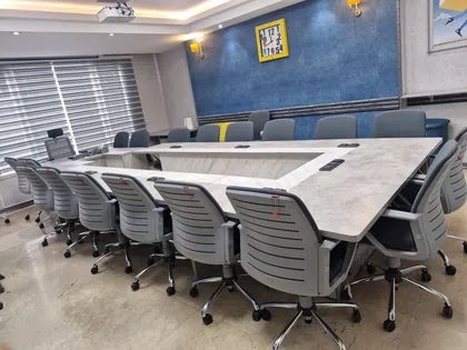 اتاق جلسه 20 نفره