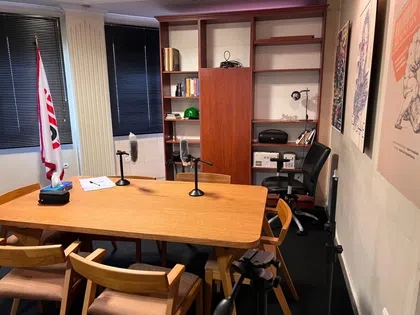 استودیو- ساعتی