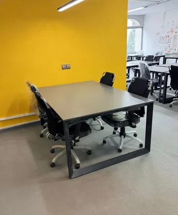 میز کار اشتراکی- روزانه