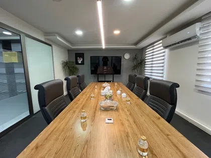 اتاق جلسه 8 نفره - ساعتی