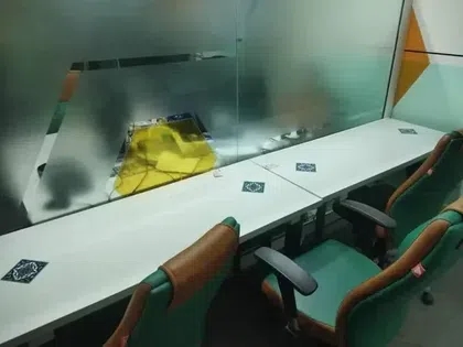 دفتر اختصاصی 4 نفره حجره یاقوت- ماهانه