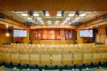 سالن همایش 330 نفره