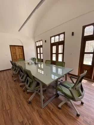 اتاق جلسه 15 نفره