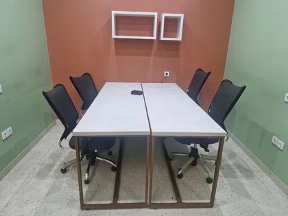 اتاق 4 نفره - G25 - ماهانه