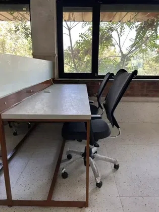 صندلی اشتراکی- ماهانه