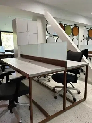 صندلی اختصاصی vip- ماهانه