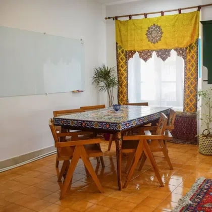 میزکار برای تیم 5 نفره- ماهانه