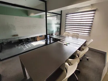 دفتر اختصاصی 5 نفره - ماهانه