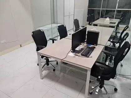 صندلی اشتراکی- روزانه