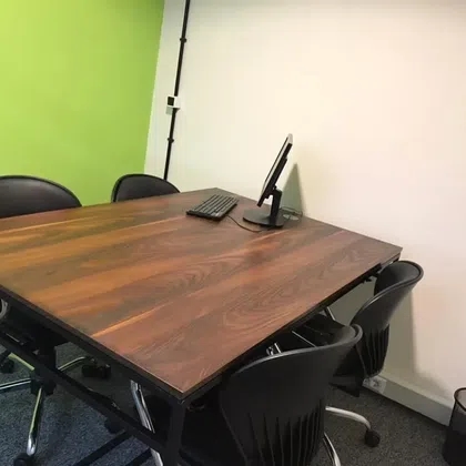 صندلی اشتراکی- ماهانه