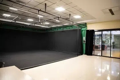 استودیو بلک باکس- روزانه